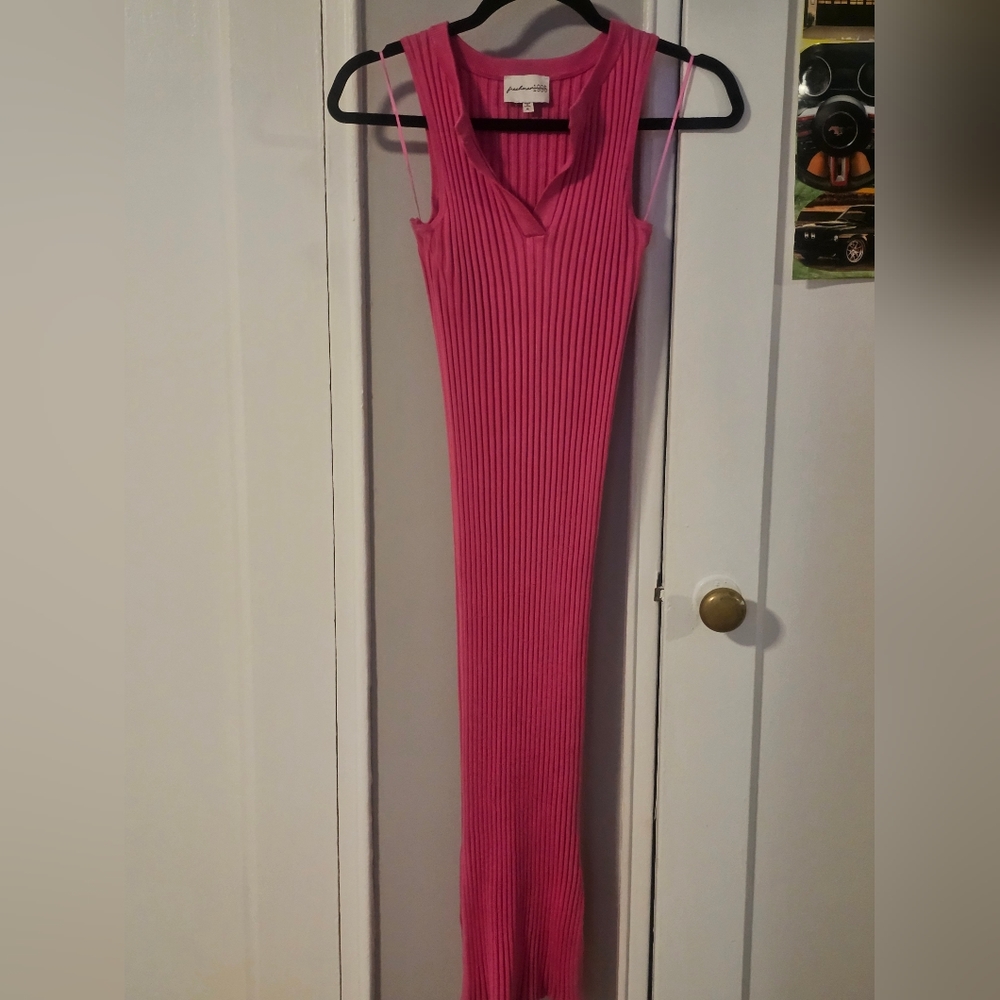Pink Dress - Picture 3 of 6